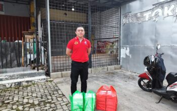 Doni Ariski, Duta Maritim Indonesia dan Putera Maritim Lampung Ajak Masyarakat Berbagi Keberkahan Sambil Mengkampanyekan “Ayo Makan Ikan”