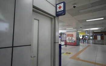 Jaga Kenyamanan Perjalanan, Pos Kesehatan LRT Jabodebek Dimanfaatkan 1.146 Pengguna