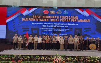 POLDA KEPRI TERIMA PENGHARGAAN DAN PIN EMAS DARI MENTERI ATR KEPALA BPN RI