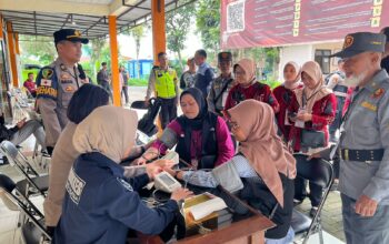 Polda Jateng Terjunkan Satgas Dokkes untuk Memberikan Pelayanan Kesehatan Kepada Petugas Pemungutan Suara (KPPS) dan Anggotanya